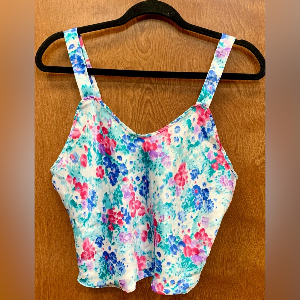 5 for $20 Pinx satin like floral cropped tank